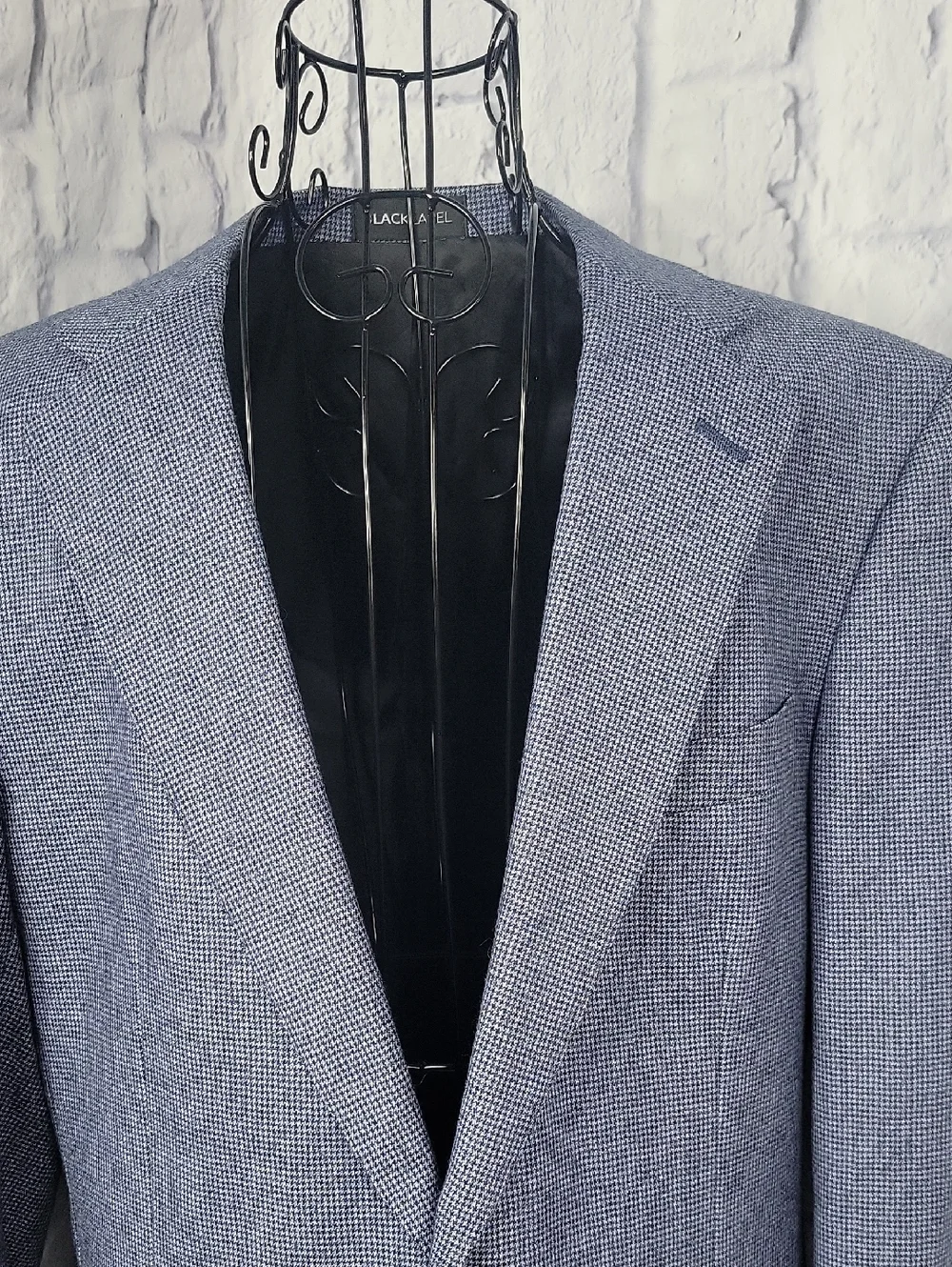 Vitale Barberis Canonico Black Lapel Blue Thermal Dinner Jacket 48R‎
